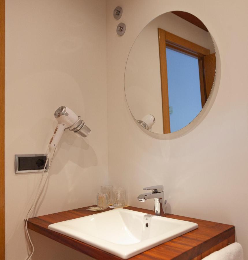 Hotel Roca Plana Es Pujols Exterior photo